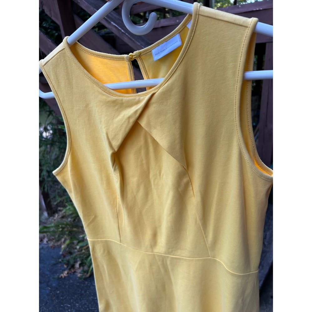 New York & Company Butter Yellow Cotton Sleeveless Pleated Fit and Flare Dress M